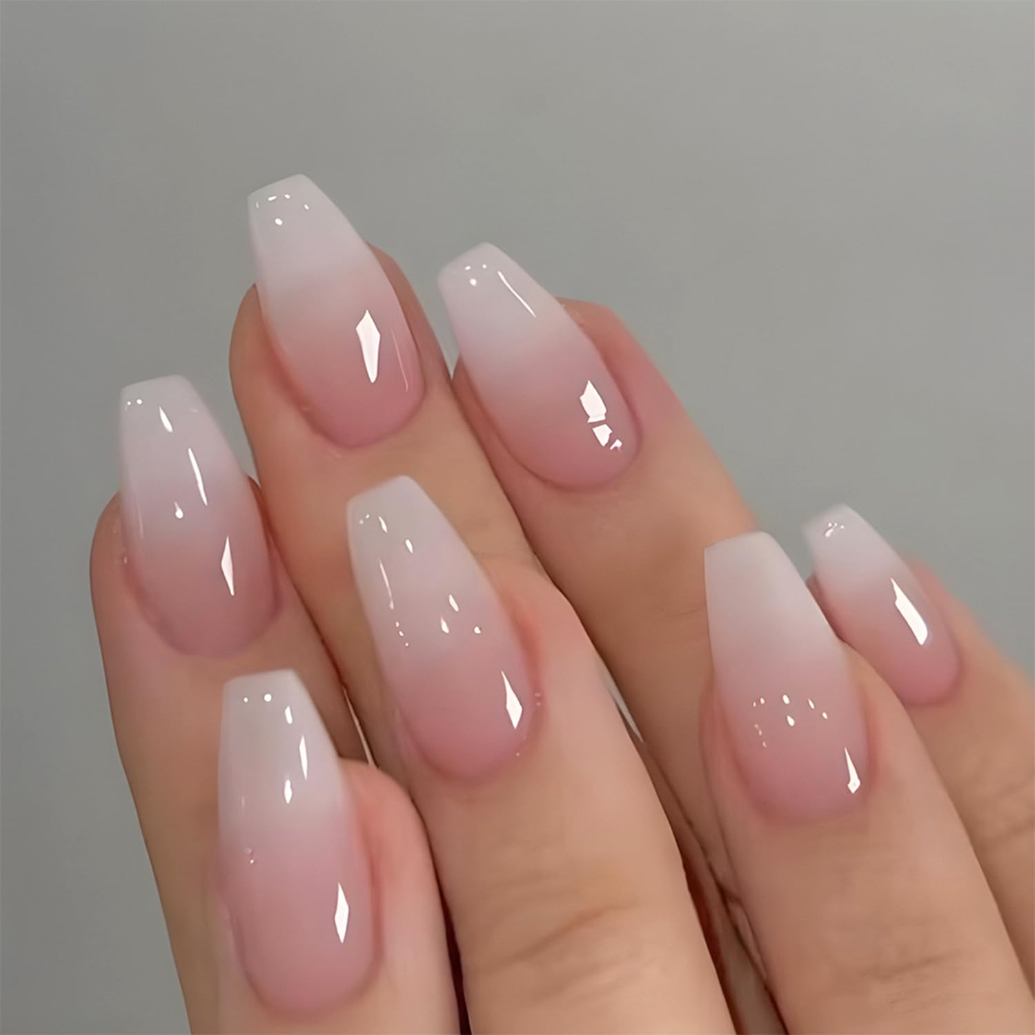 光沢のある短い棺型のグラデーションピンクネイルステッカー24 - Nail Art Glossy のレビューと価格