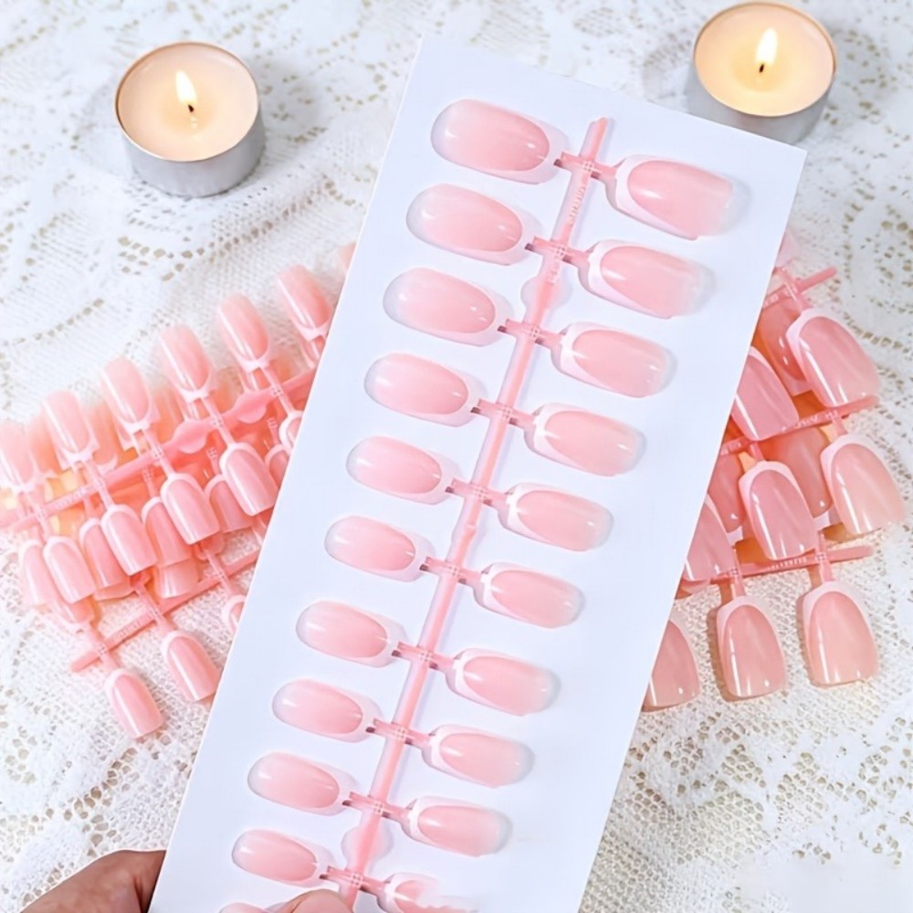120個入りショートスクエアフレンチチッププレスオンネイル、 - Nail Art Glossy のレビューと価格